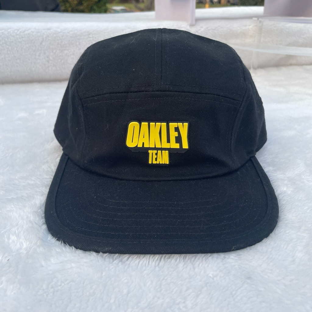 หมวกOakley5panelcapมือสอง