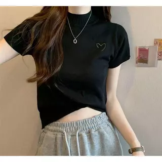 พร้อมส่งในไทย** เสื้อไหมพรมปักหัวใจด้านหน้า เสื้อยืดคอตั้งแขนสั้น สำหรับผู้หญิง Y205