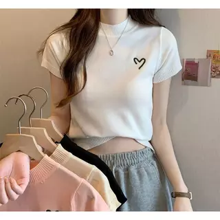 พร้อมส่งในไทย** เสื้อไหมพรมปักหัวใจด้านหน้า เสื้อยืดคอตั้งแขนสั้น สำหรับผู้หญิง Y205