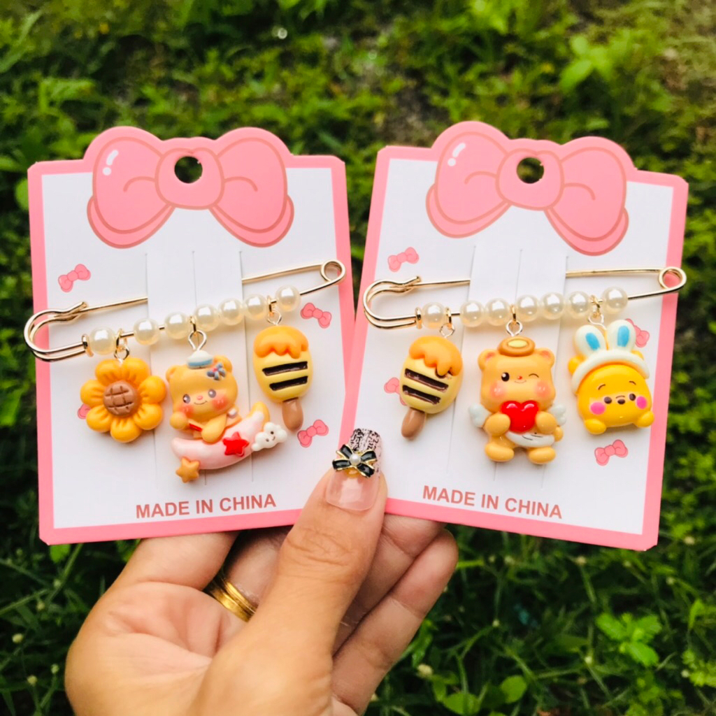 Mar1 เข็มกลัดคนท้อง ขนาด 6.5 ซม. ติดแน่น ไม่เป็นรู brooch ติดเสื้อผ้า กระเป๋า ฮิญาบ ปรับเอวกางเกง (สินค้าพร้อมส่ง)