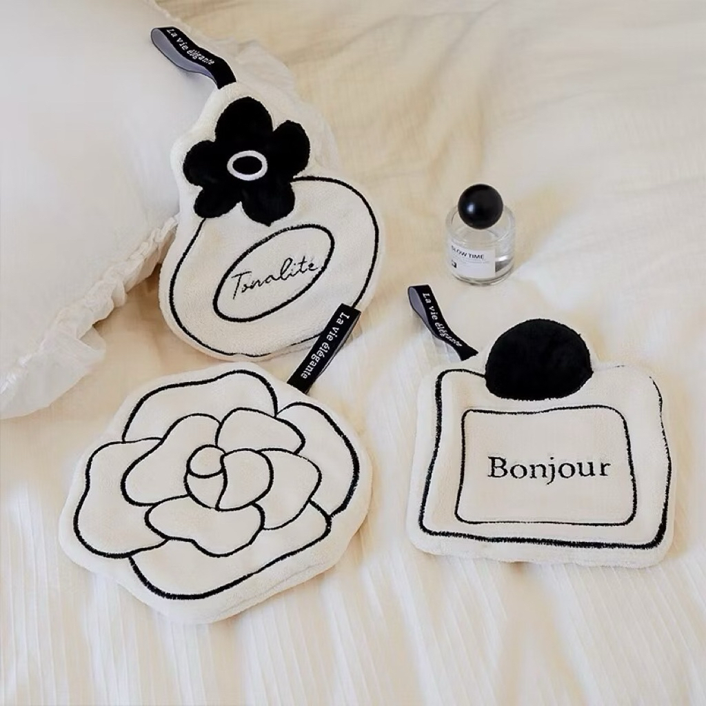 ♠️Hand towel ♠️ ผ้าเช็ดมือ แบบแขวน  ลายน้ำหอมฝรั่งเศส ผ้าหนานุ่ม สองชั้น ไม่เป็นขุย แห้งเร็ว ห้องครัว ห้องน้ํา แต่งบ้าน
