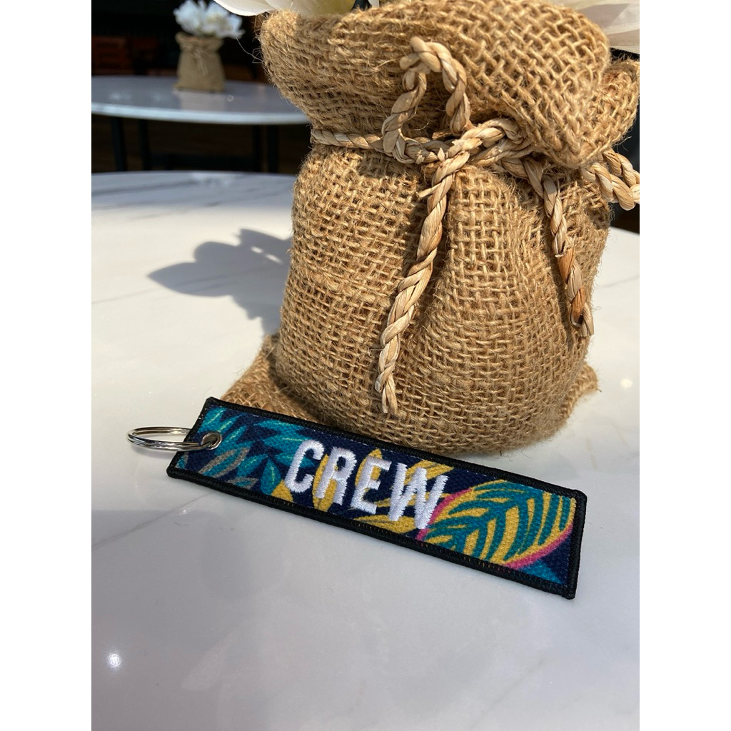 พวงกุญแจ Crew Tag / Remove Before Flight