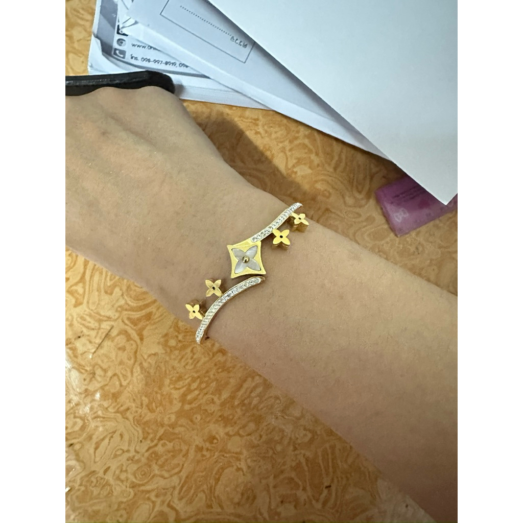 กำไลข้อมือ Fonney สีทองน่ารักทรงเกาหลี