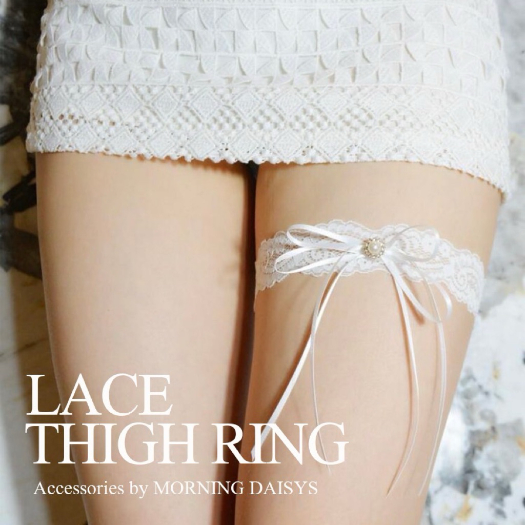 MORNING DAISYS สายคล้องขา Lace Thigh Ring รุ่น Angle