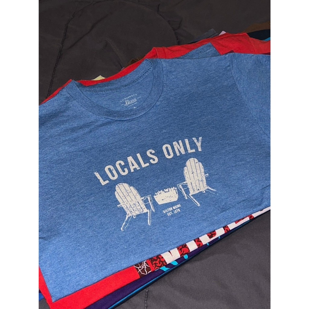 👚(FB) เสื้อยืด สีฟ้า Locals only - G.H.bass&co มือสอง ราคาถูก พร้อมส่ง