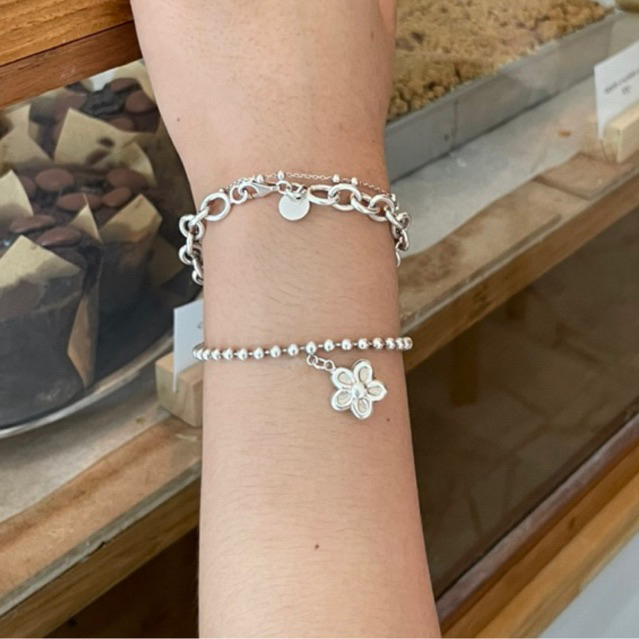 JEWVIES classic flower bracelets