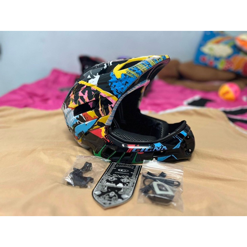 หมวก Cigna  มือ 1 รุ่น Pro TT919 อุปกรณ์ครบ พร้อมส่ง