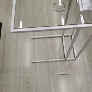 IKEA แท้ค่ะ VITTSJÖ วิทท์เชอ โต๊ะวางแล็ปท็อป, ขาว/แก้ว, น้ำต…