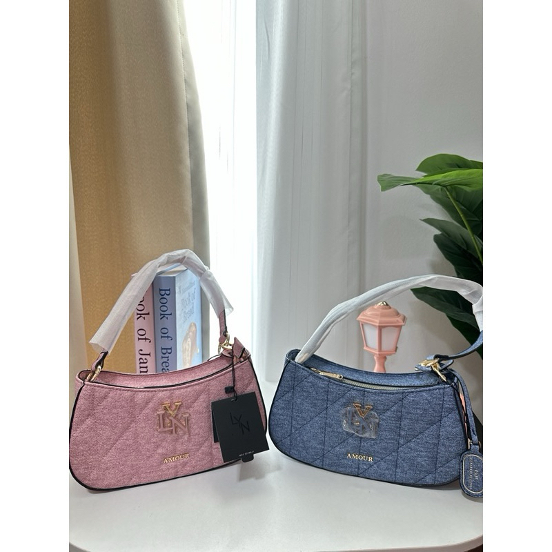 กระเป๋าสะพายข้างน้องlynโฮโบคอล2024💕พร้อมส่ง