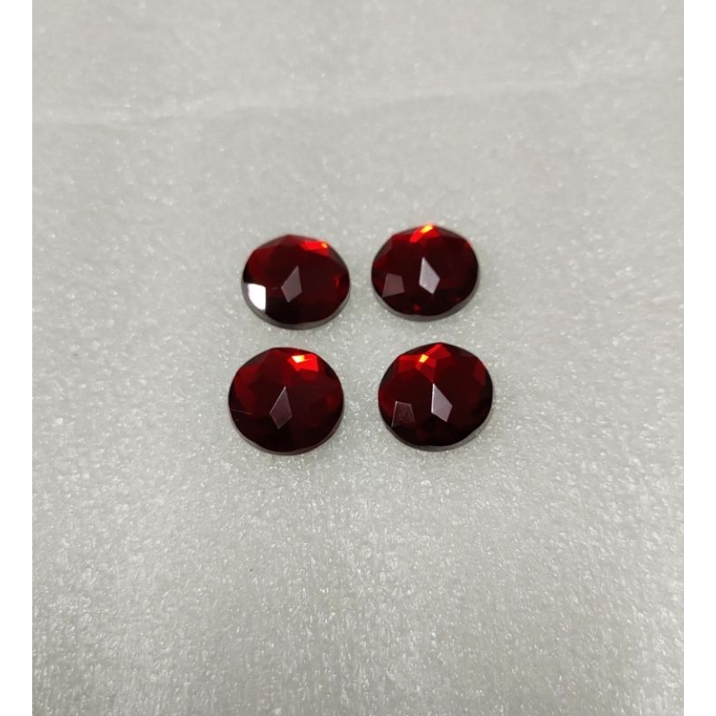 ดวงเนตรนาคราช เหลี่ยมตัด ขนาด 15 mm.หรือ1.5 cm. แพ็ค 2 คู่ ( 4 ชิ้น ) งานอะคริลิก กลมเหลี่ยมตัด#ดวงตาพญานาค ดวงตานาคราช