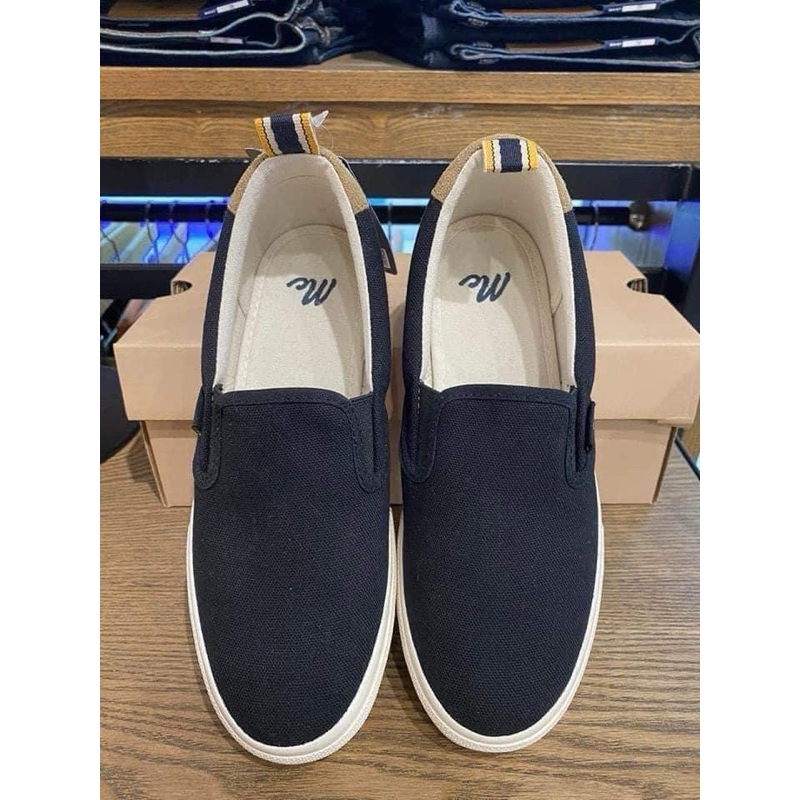 Mc Jeans รองเท้า slip on รุ่นฮิต แม็คแท้ 100% มี 3 สี มีครบไซส์