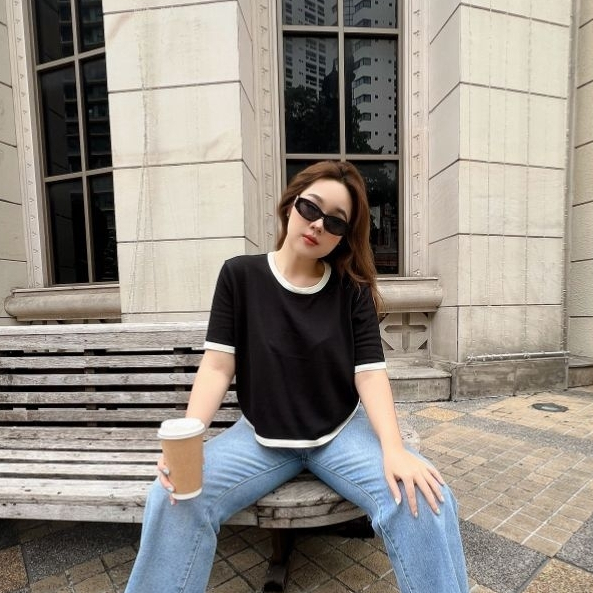 ۪ 𝐄𝐦𝐢𝐥𝐲 𝐊𝐧𝐢𝐭 ♡̷ ⋆ เสื้อไหมพรมทอลาย อกฟรีไซส์