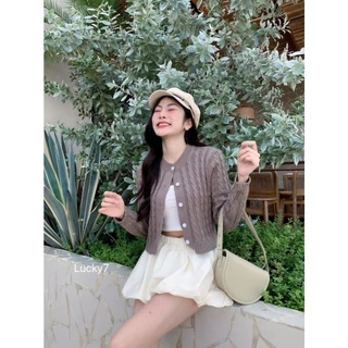 BY IRA Softest Sweater ไหมพรมสเวตเตอร์ ทอลายเปีย มีกระดุมหน้า ใส่เก๋ๆ ชิคๆ (SW-012)