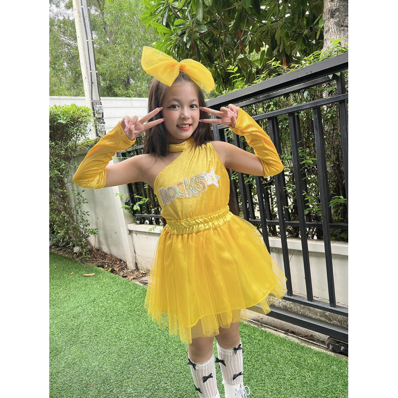พร้อมส่ง!! ชุดเต้นสีเหลือง น่ารักมากกก กีฬาสี ใส่เป็นทีมสวยน่ารักมากๆค่า