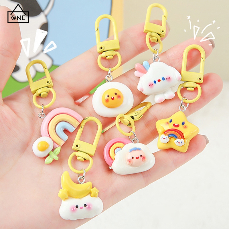 COD❤️พวงกุญแจลายการ์ตูนรูปเมฆสายรุ้งน่ารักนักเรียนประดับสําหรับกระเป๋านักเรียนคู่รักเพื่อนของขวัญ-a.one