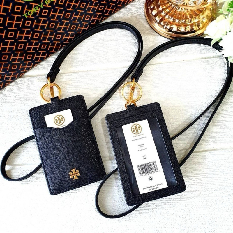 สีดำ🖤 คล้องบัตร คล้องคอ Tory Burch Emerson Lanyard Style No. 136584