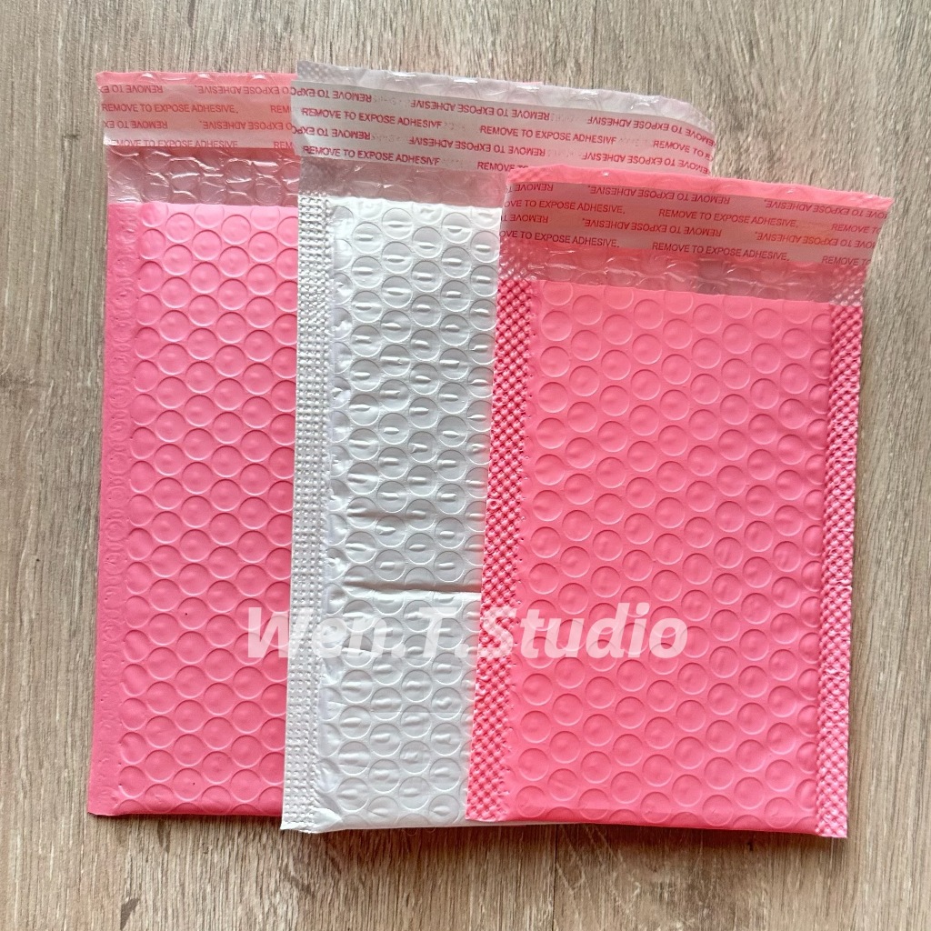พร้อมส่ง ซองกันกระเเทก ซองบับเบิ้ล 10 ใบ ถุงไปรษณีย์กันกระแทก ฝากาว ขนาด 13x18+4 (สีชมพู่) กทมส่งด่วนได้แล้วค่ะ!!