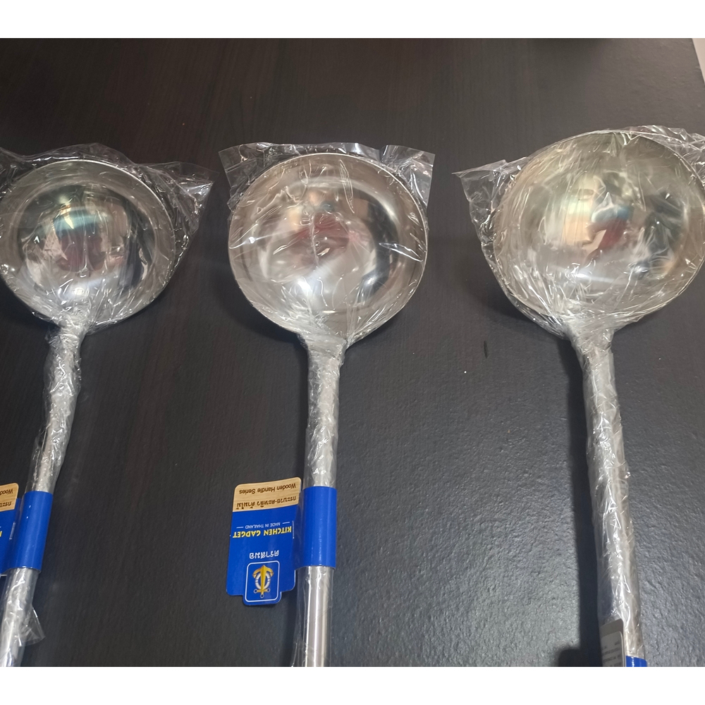 กระบวยสแตนเลส ด้ามไม้(ปิดร่อง)ขนาด4