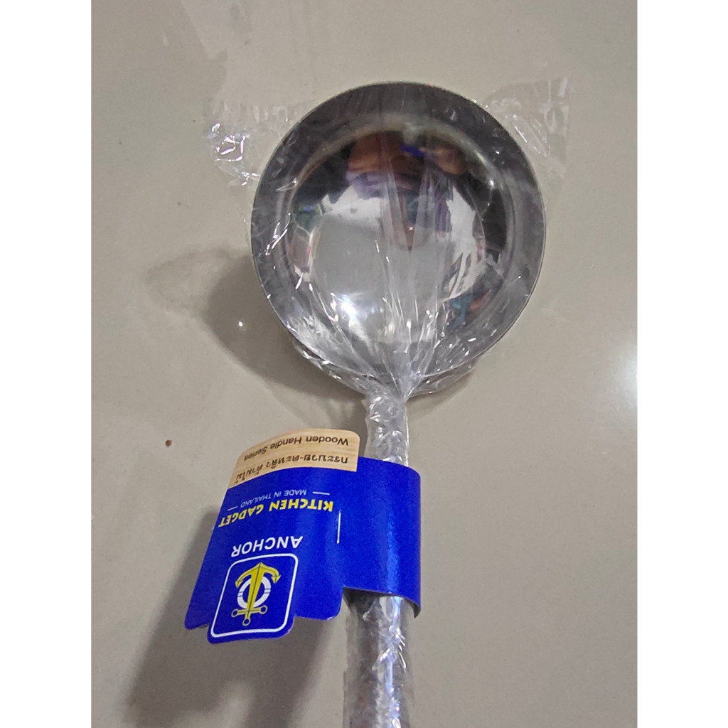 กระบวยสแตนเลส ด้ามไม้(ปิดร่อง)ขนาด4