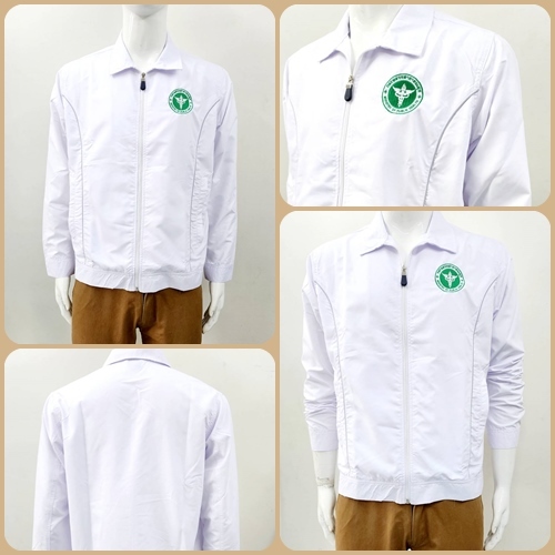 เสื้อแจ็คเก็ตกึ่งสูท สีขาว ปักโลโก้ ใส่ได้ ชาย หญิง คละไซร์งานผลิตในไทย