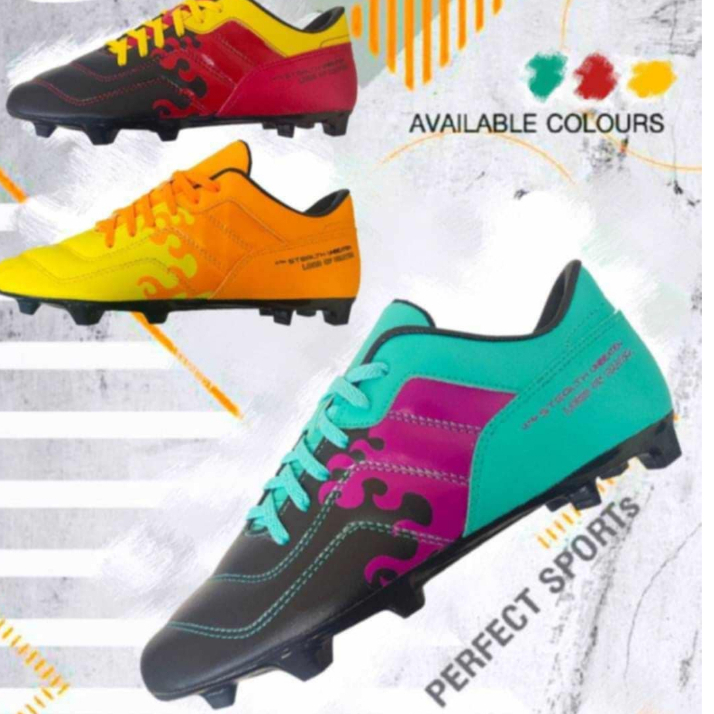 GIGA รองเท้าฟุตบอล รองเท้าสตั๊ด ของแท้ 100% Giga