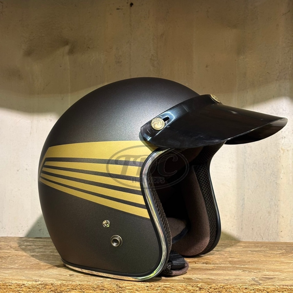 หมวกกันน็อค คลาสสิค วินเทจ TDC HELMET ลายปีกนก (TDC Wing) มีแก๊ป เลือกไซส์ได้