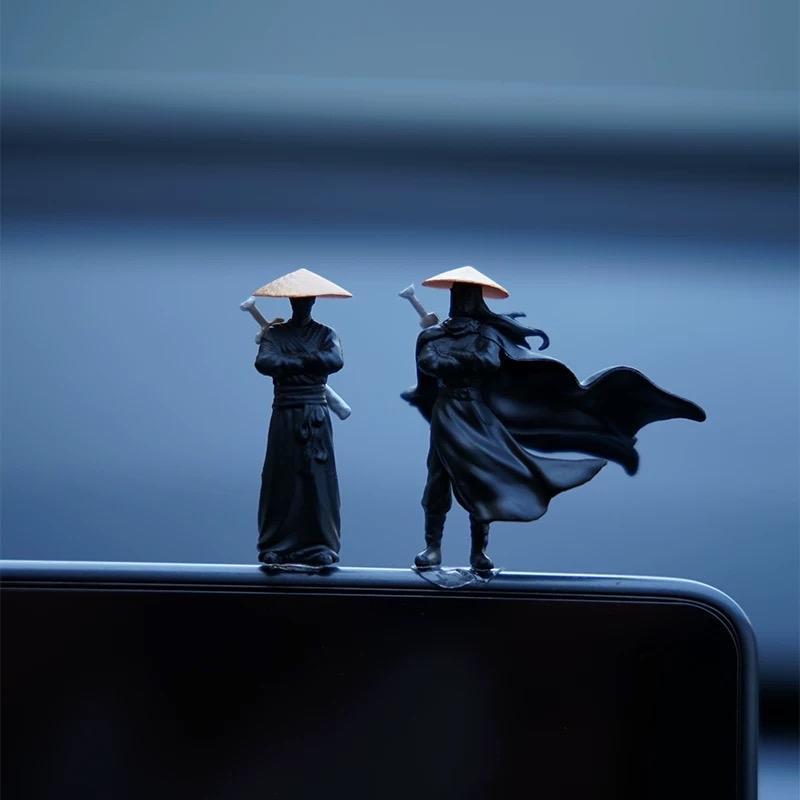 อัศวินตัวจิ๋ว 3ตัว โมเดลฟิกเกอร์ วัสดุพีวีซี ตกแต่ง ติดตกแต่ง สะสม วางโชว์แถมฟรีกาวติด