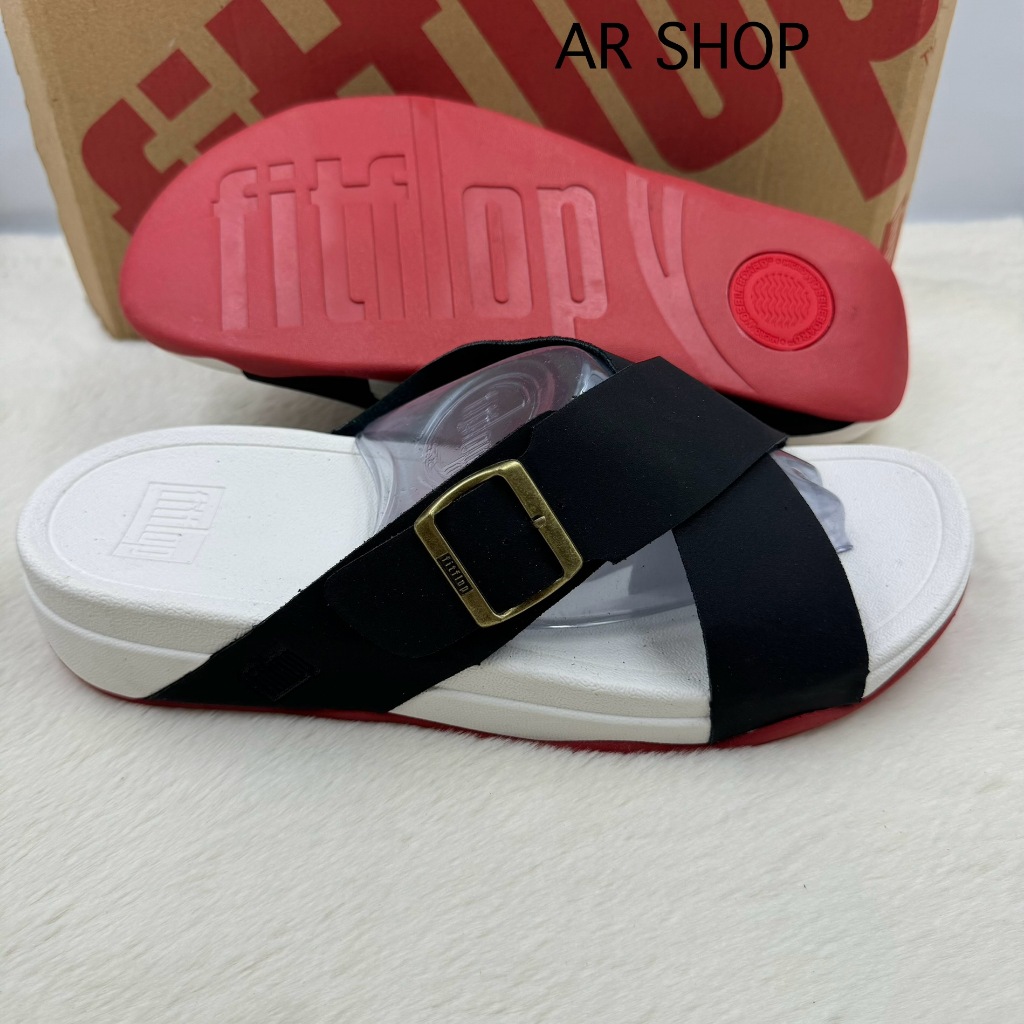 รองเท้าแตะแบบสวม Fitflop สำหรับผู้ชายมาใหม่ สายนิ่มมากใส่สบายไม่เจ็บเท้าใส่ทน และมีความแข็งแรงไม่ขาดง่ายค่ะ