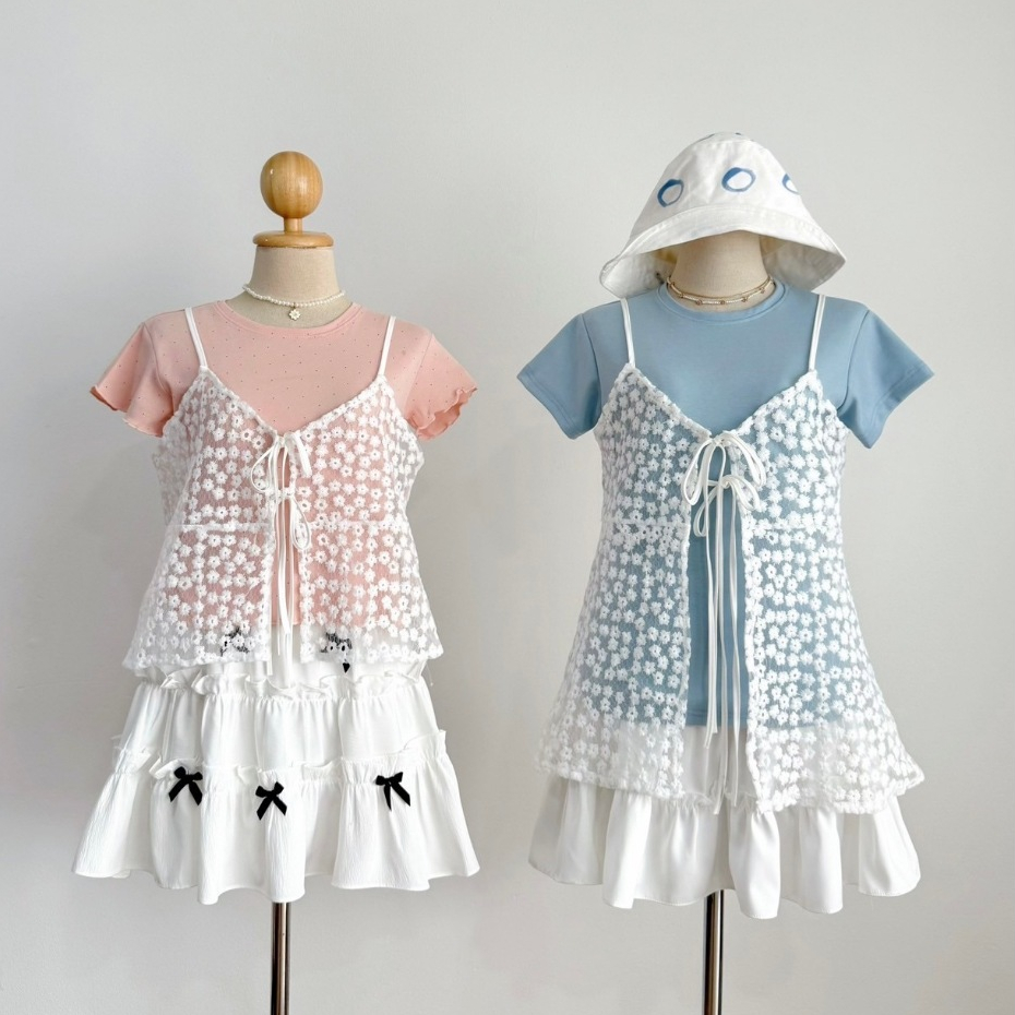 เสื้อสายเดี่ยว ลูกไม้ แบบยาว / สั้น สี: ขาว