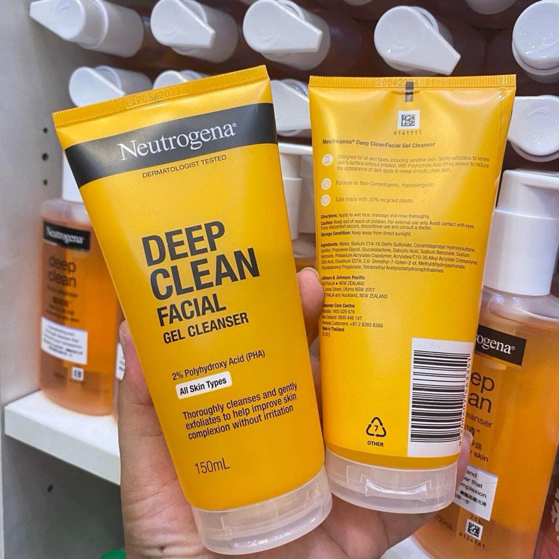Neutrogena โฟมล้างหน้าลดสิว ผิวสะอาดชุ่มชื้น