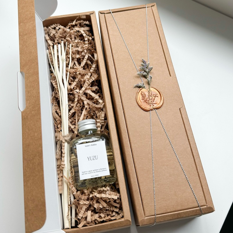 G58 Gift box ไม้หอมกระจายกลิ่น size s 30 ml. ของขวัญ ตกแต่งตราประทับครั่ง กล่องสีน้ำตาล กระดาษฝอยสีน้ำตาล