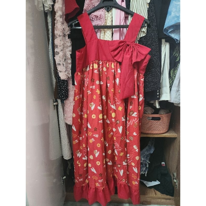 โล้ะตู้!! 💮 เดรสสีแดง คลุมท้องก้ได้ 21 august baby botique แท้💯