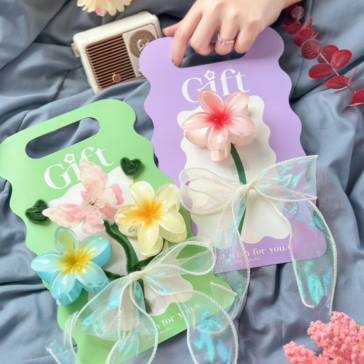 [DELPHI.STUDIO] ของขวัญรับปริญญา ของขวัญปัจฉิม ของขวัญปีใหม่ คริสมาส เซ็ตกิ๊บดอกไม้มือถือ ช่อดอกไม้รับปริญญา ฟรีการ์ด!!!