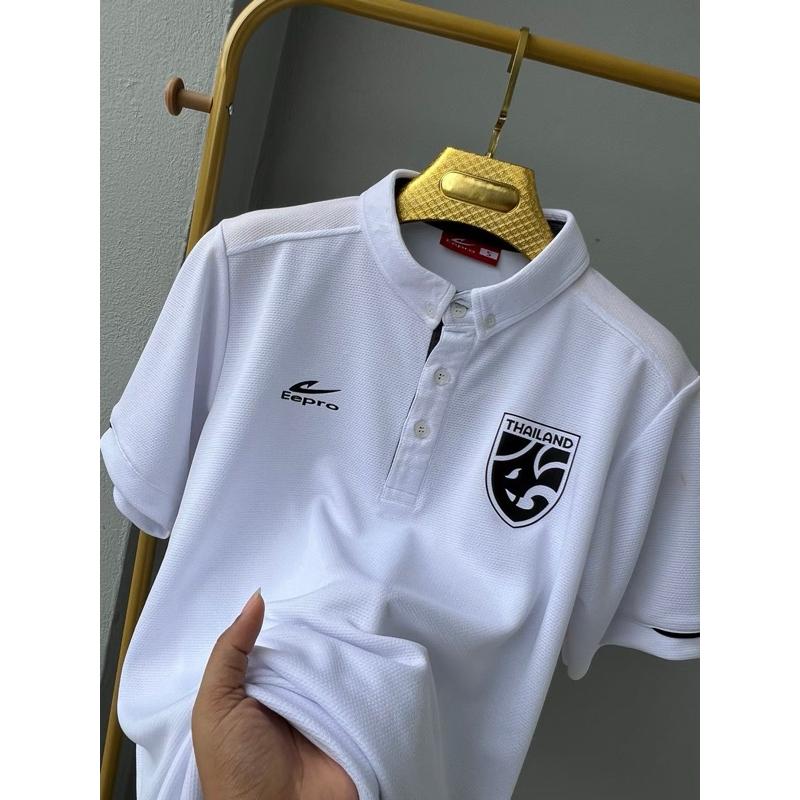 polo Eeproรุ่น1321 ใหม่ล่าสุด พร้อมเฟกโลโก้ทีมชาติเเบบใหม่
