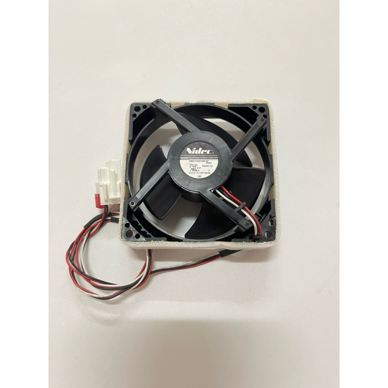 พัดลมตู้เย็นซัมชุง 2 ประตูใหม่แท้ 12VDC 0.16A 3 สาย ขนาด 3.5X3.5"ปลักใหญ่