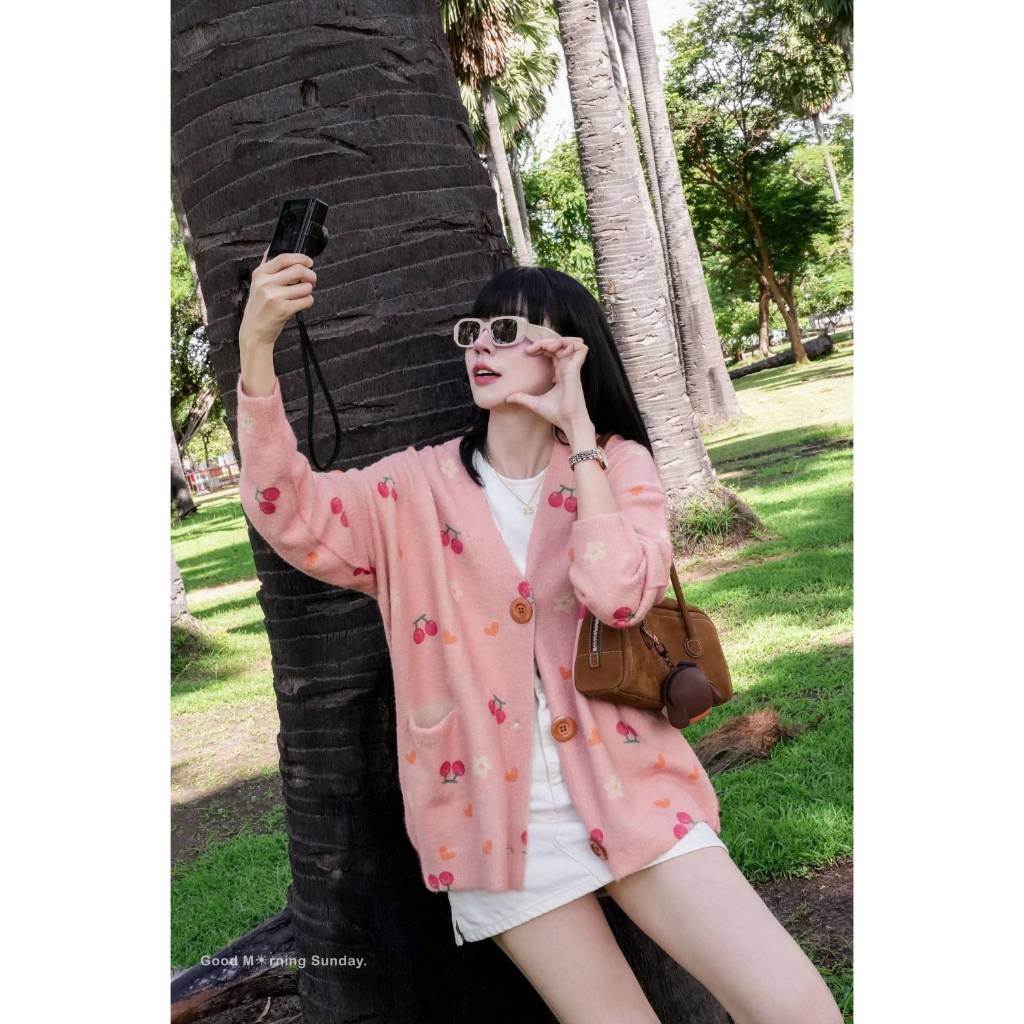 T00028 เสื้อคลุมไหมพรมนุ่ม ลายเชอรี่ชมพู