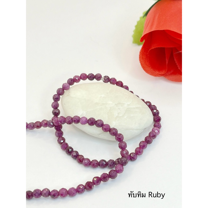 สร้อยข้อมือทับทิมแท้ Ruby เพอริดอทแท้ Peridot เม็ดขนาด 4 มิล เจียรเหลี่ยมมีความวาว เล่นไฟ ความยาวข้อมือ 18cm