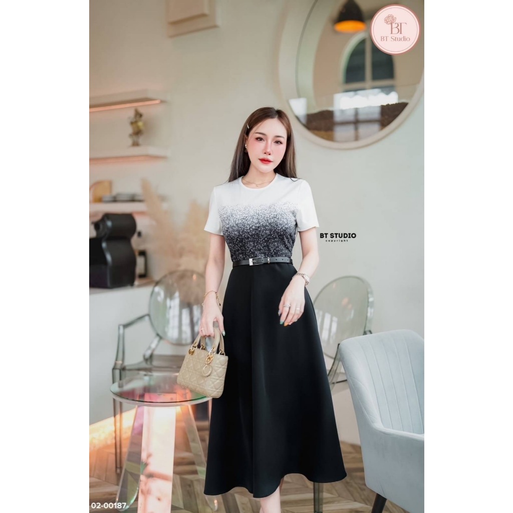 BT 02-00187 เซท 2 ชิ้น เดรสคลุมเข่าแขนสั้น คอกลม ช่วงอกแต่งไล่สีเป็นพิมพ์ลายวิ้งค์ไล่สีจากอ่อนไปเข้ม