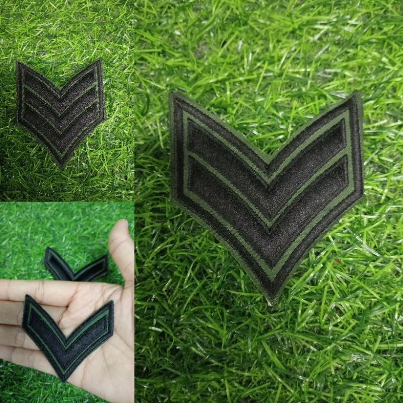 อาร์ม สิบตรี สิบโท สิบเอก ปักดำ แบบติดตีนตุ๊กแก และ ไม่ติดตีนตุ๊กแก รับประกันสินค้าทุกชิ้นค่ะ มีพร้อมส่งค่ะ