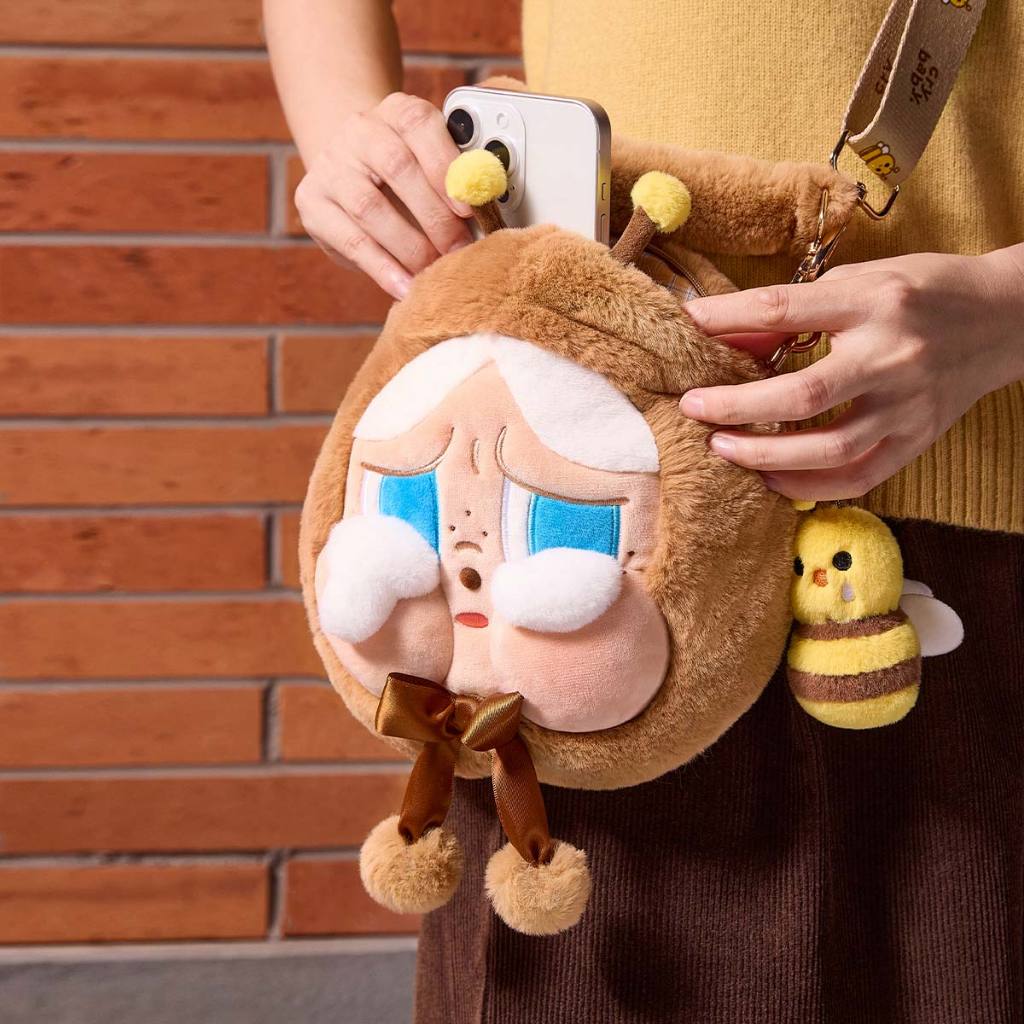 พร้อมส่งในไทย กระเป๋า Crybaby หัวโต CRYBABY Crying Again Series-Big Head Bag แท้ %