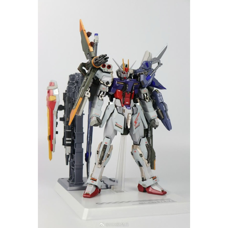 MG 1/100 Launcher & Sword Strike Ver.MB (8829) [Daban]