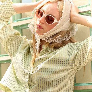 Rool - Shirt Cropped 2046 เสื้อเชิ้ตคอปกทรง Crop เสื้อเชิ้ตล…