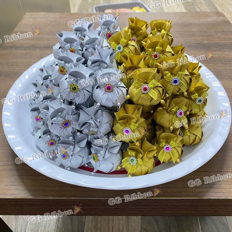 พร้อมส่ง เหรียญโปรยทานถุงเงินถุงทอง (ตัวเปล่า)/กากเพชร