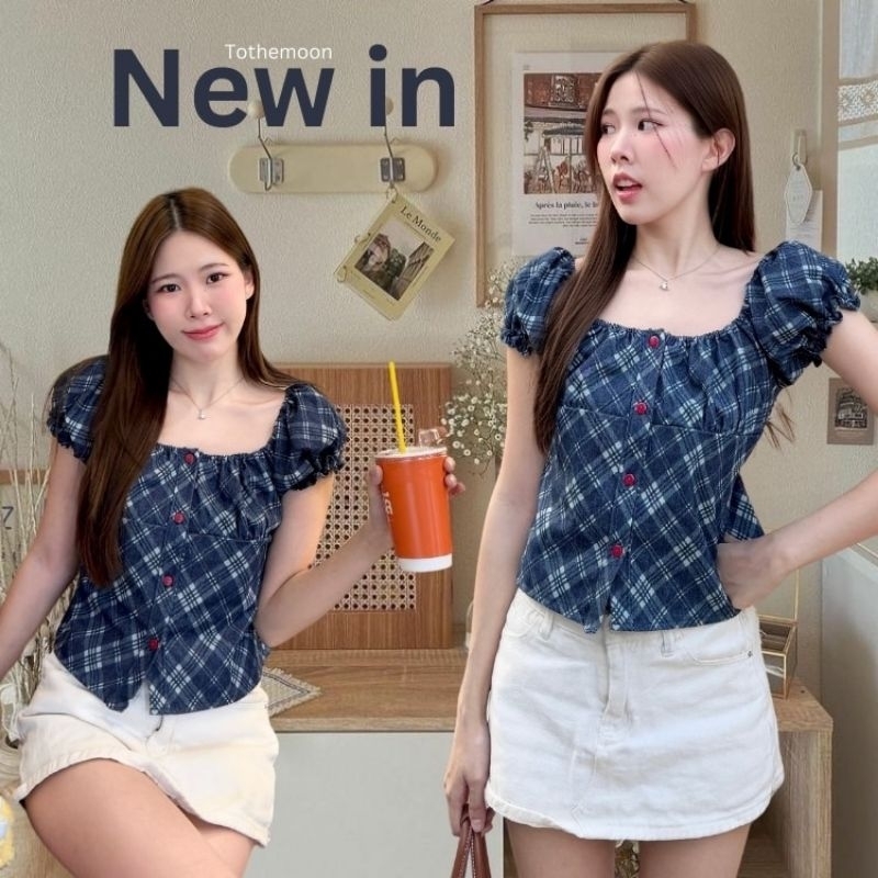 Bonnie : เสื้อแขนตุ๊กตาผ้ายีนส์ งานกระดุมหน้าสีแดง