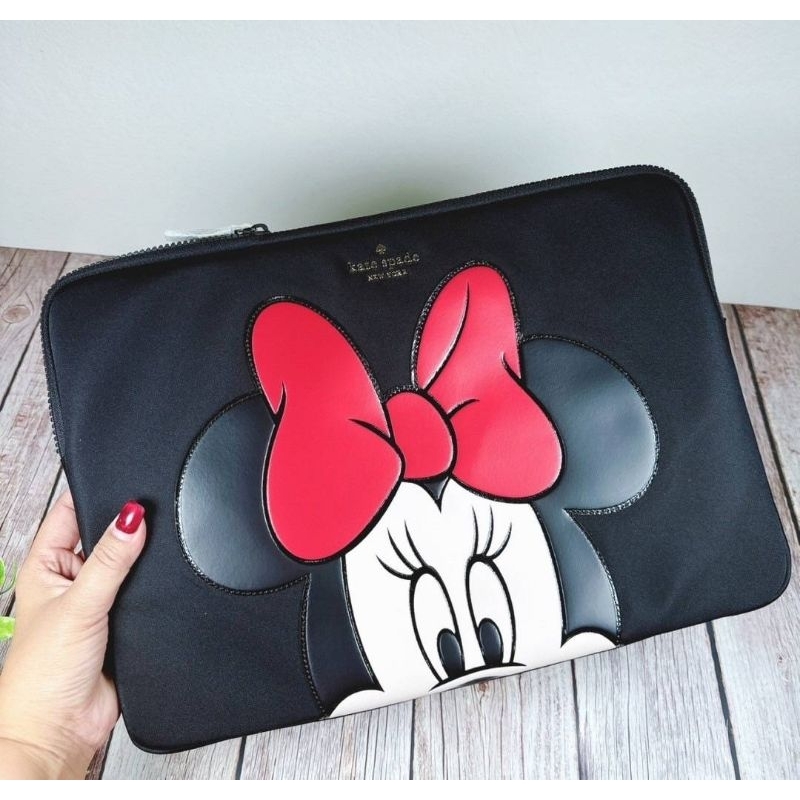 🎀กระเป๋าใส่โน๊ตบุ๊ค ไอแพด New Kate Spade Disney X Kate Spade New York Minnie Universal Laptop Sleeve