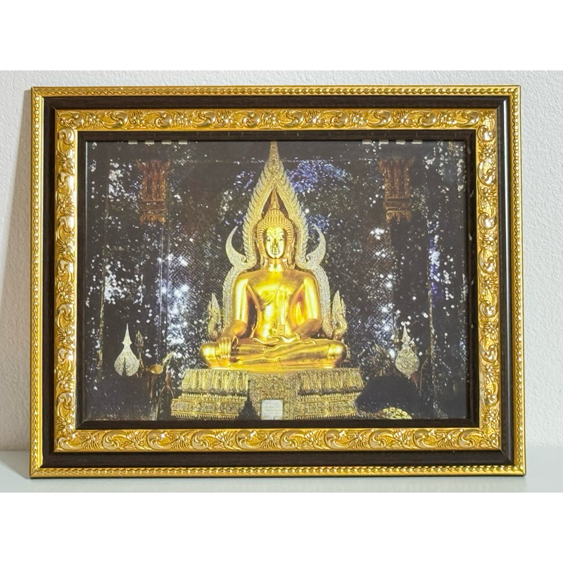 รูปภาพพร้อมกรอบ พระพุทธรูปสมเด็จองค์ปฐม ภาพจากปฎิทินวัดท่าซุง ประจำปี 2567 ขนาด 6x8 นิ้ว