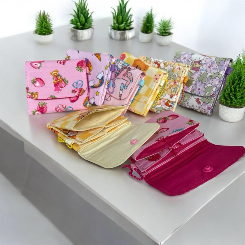 กระเป๋าสตางค์3ช่องบัตรแบงค์เหรียญขนาดมม9*10cmลายน่ารัก🩷