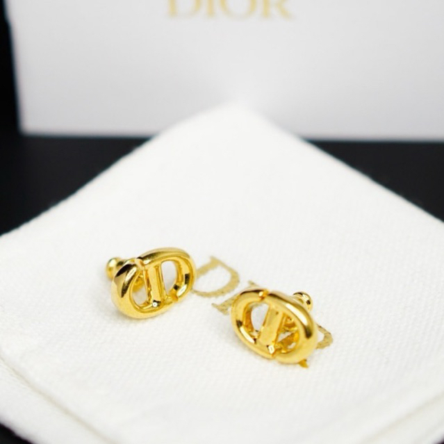 **พร้อมส่ง ของแท้**New Dior CD Navy Stud Earrings✨✨