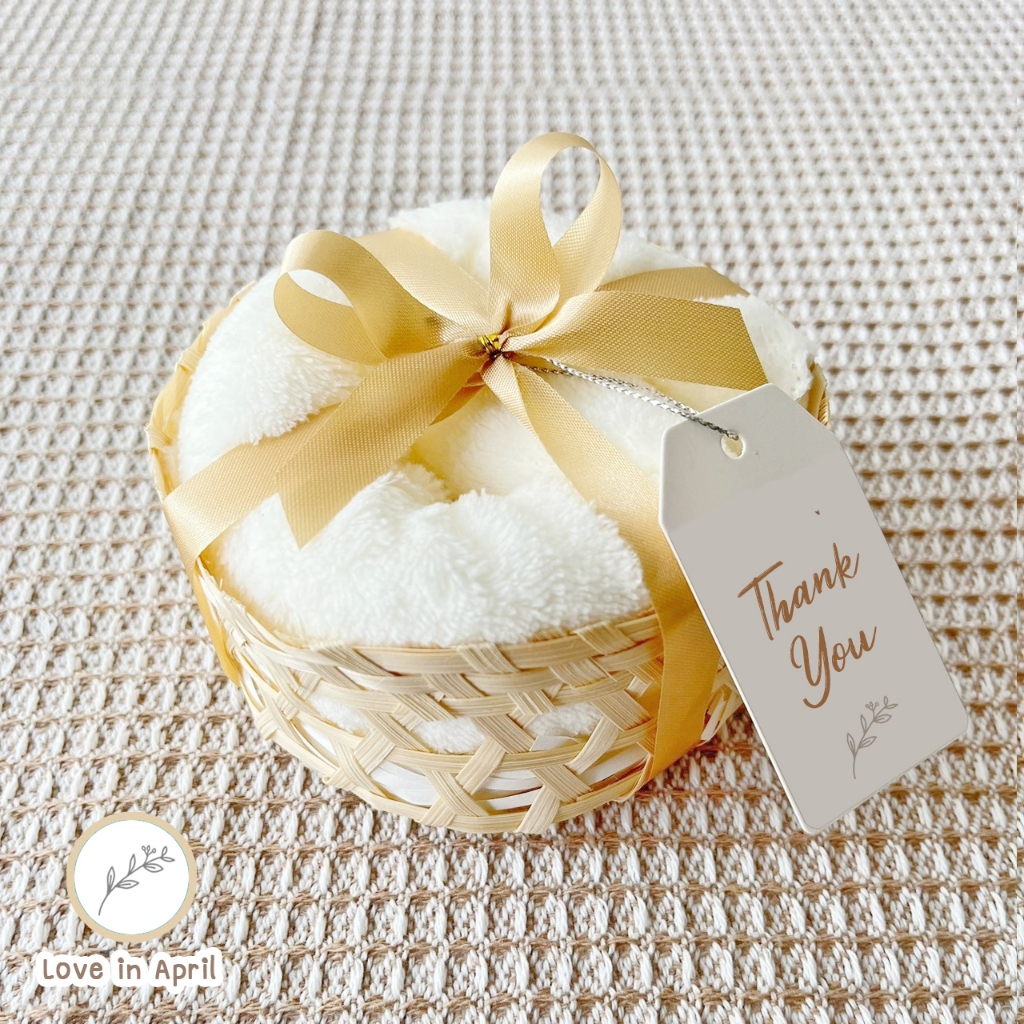 ผ้าขนหนู ผ้าเช็ดหน้า เนื้อนุ่ม ซับน้ำดี ของขวัญ ของแจก ของชำร่วย Love in April
