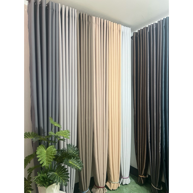 แนะนำ ผ้าม่าน ผ้าม่านประตู ผ้าม่านกั้นห้อง ขนาด 4 เมตร แบบเรียบ ไม่มีลายผ้า เนื้อหนา กันแสง UV ได้ 80% ราคาพิเศษ มีเก็บเงินปลายทาง